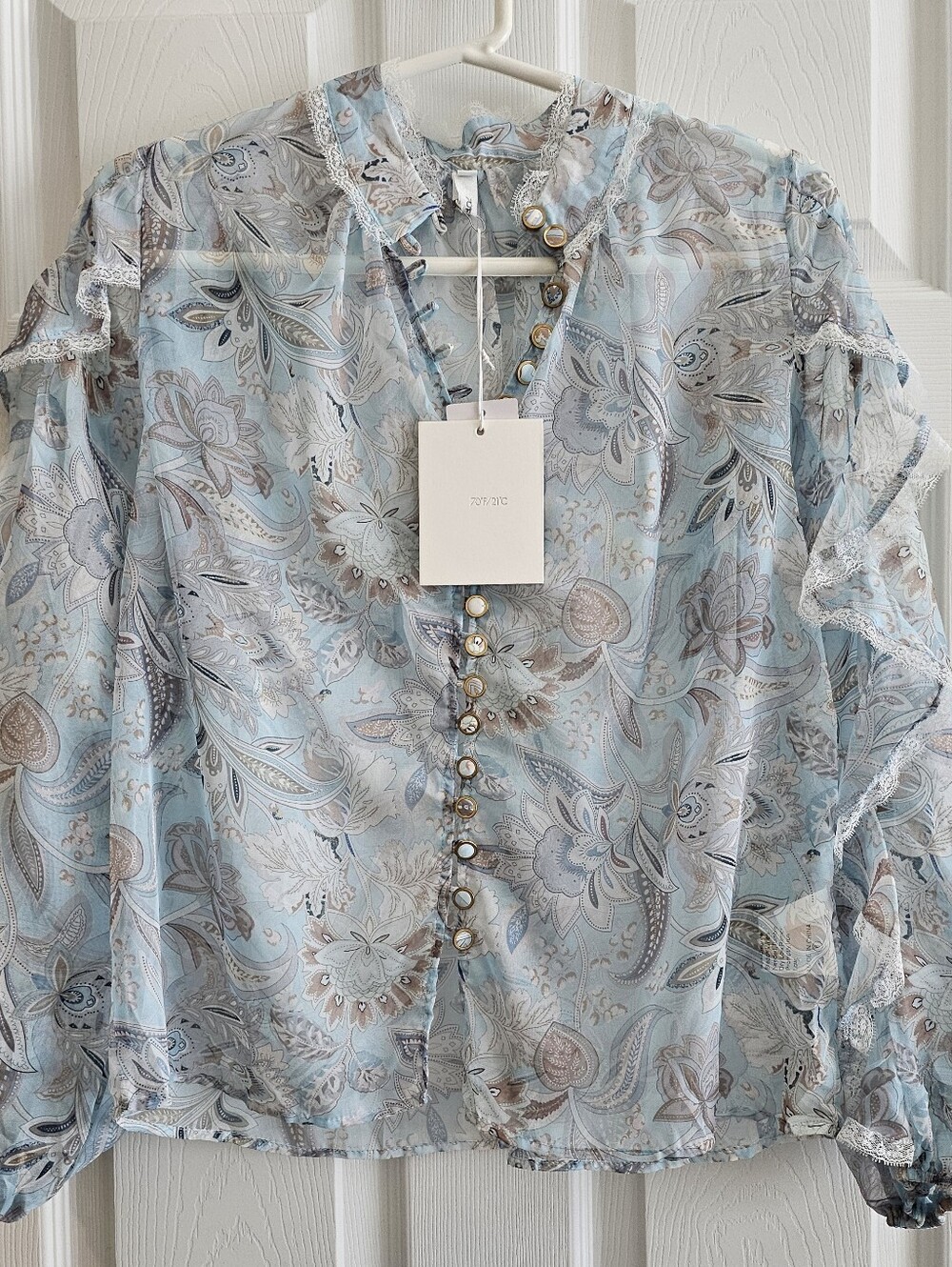 70/20 Blouse Paisleysheer Blue white Fkoral Long Sleeve Lace NWT